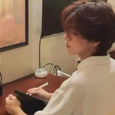 康妙颜 康妙颜